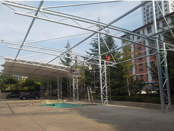 煙臺方圓集團膜結(jié)構(gòu)車棚