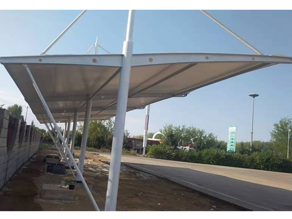 定制膜結(jié)構(gòu)車棚廠家